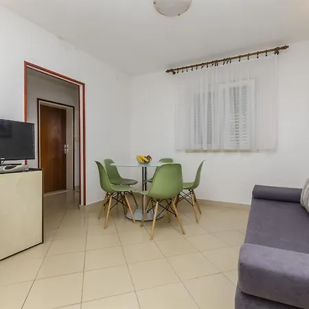 Apartamento Apartments Mirko