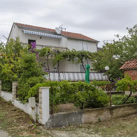 Apartamento Apartments Mirko