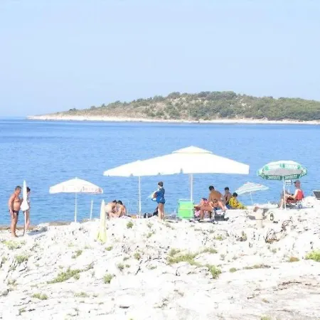 Apartments Mirko Rogoznica (Sibenik-Knin)