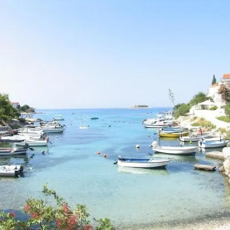 Apartments Mirko * Rogoznica (Sibenik-Knin)